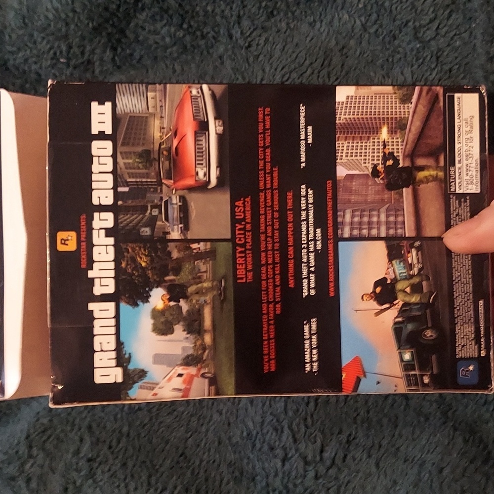 Iconic grand theft auto 3 by Rockstar games. (Damaged box and manual only)